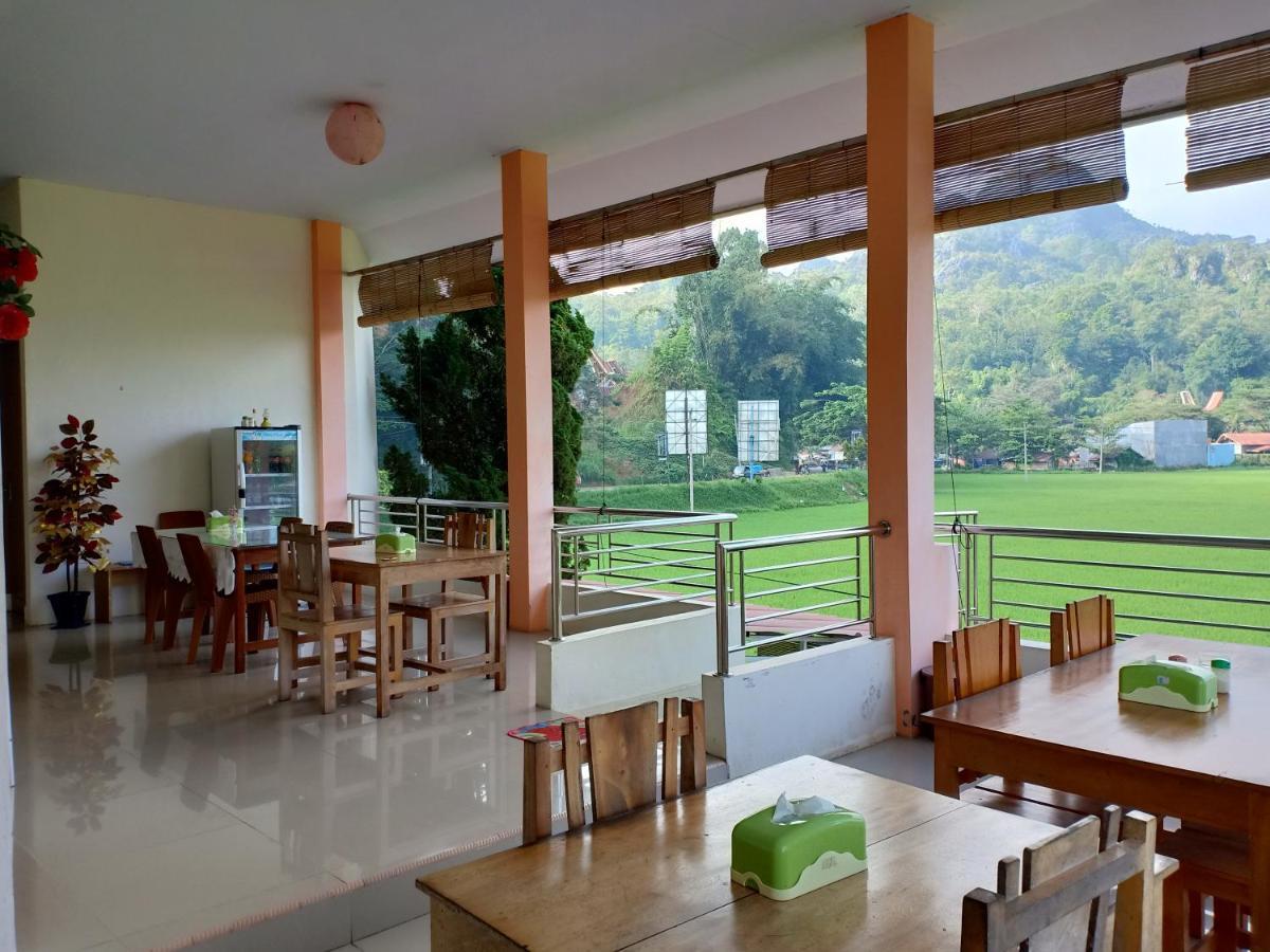 Rosalina Homestay Рантепао Екстер'єр фото